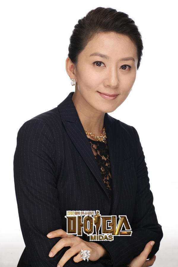  la hermana mayor de Myung Joon Yoo In Hye interpretada por Kim Hee Ae